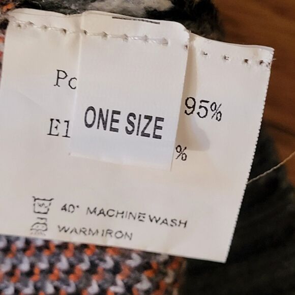 NWOT Pokémon Gengar Knit Sweater Gray Retro Pixel Design Sz Women's L, Men's M - Picture 7 of 8